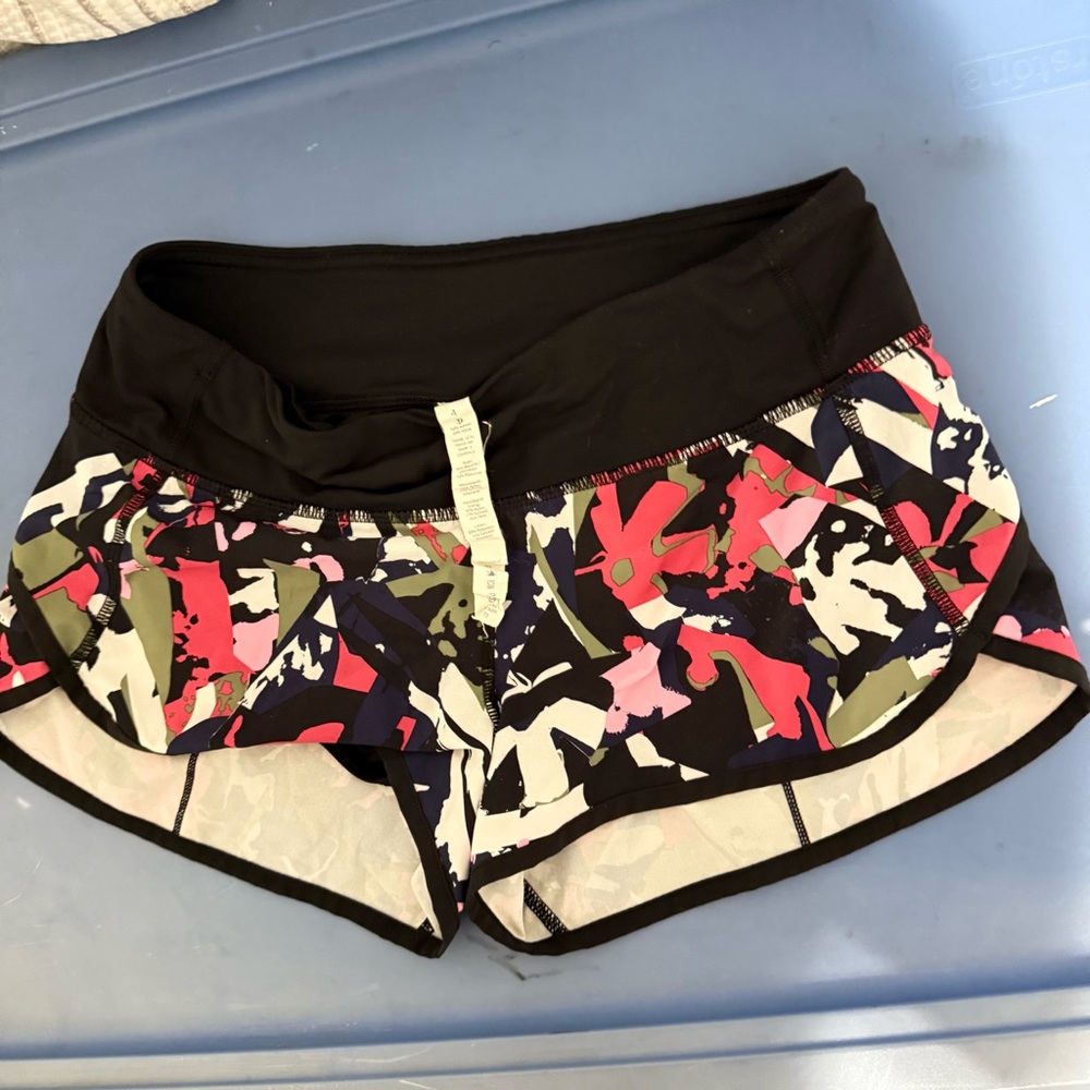 Lululemon Athletica Black and Pink Patterned Athletic Shorts